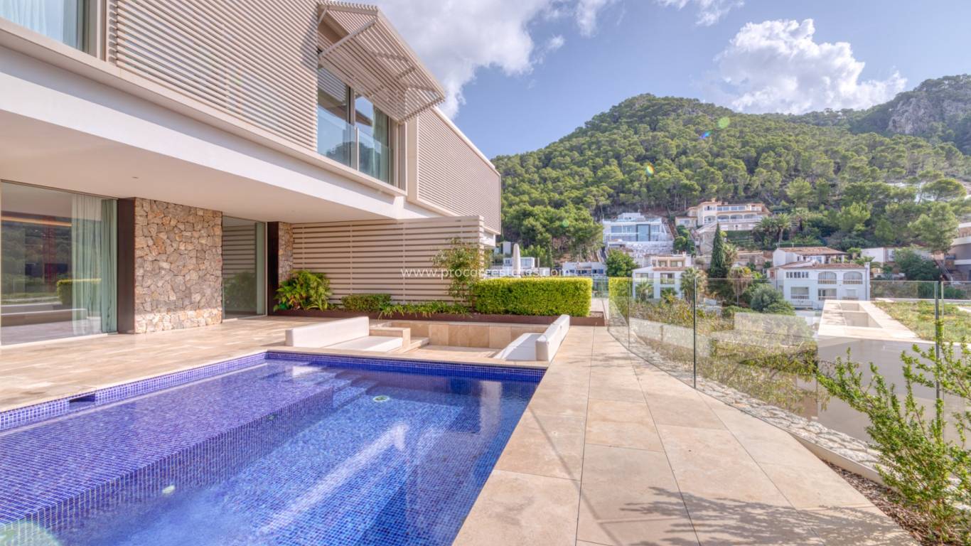 Resale - Villa - Port d'Andratx - Andratx