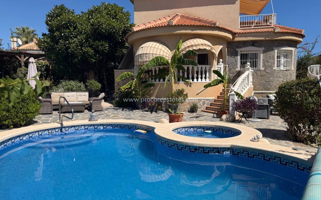 Resale - Villa - Rojales - Lo Pepin