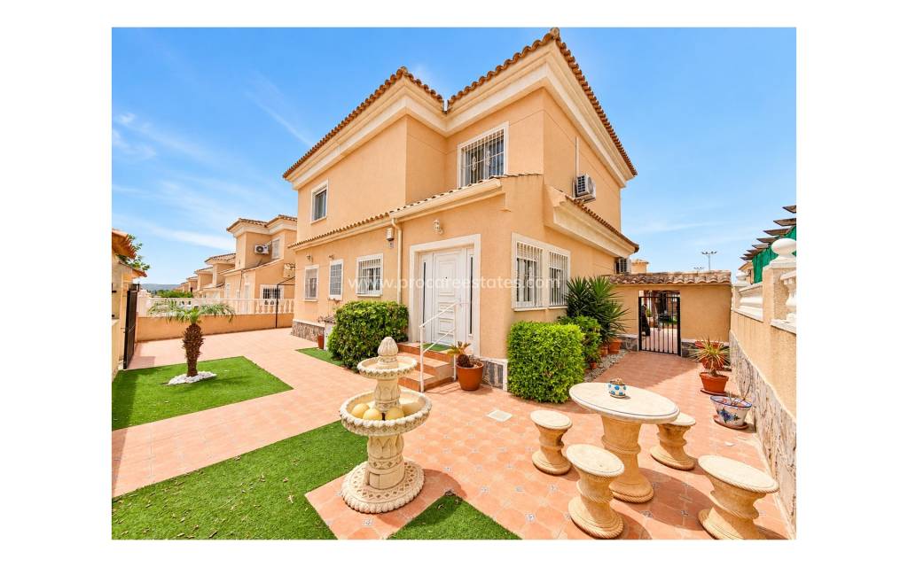 Resale - Villa - San Fulgencio - urb.la marina