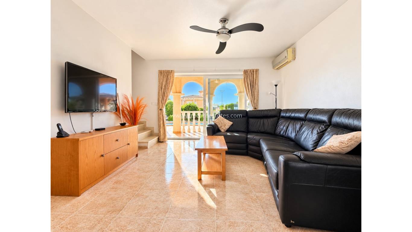 Resale - Villa - San Fulgencio - urb.la marina