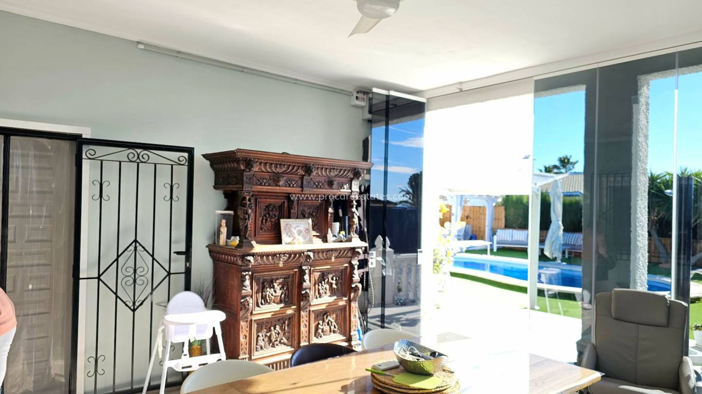 Resale - Villa - San Fulgencio