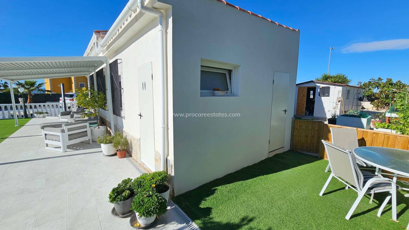 Resale - Villa - San Fulgencio