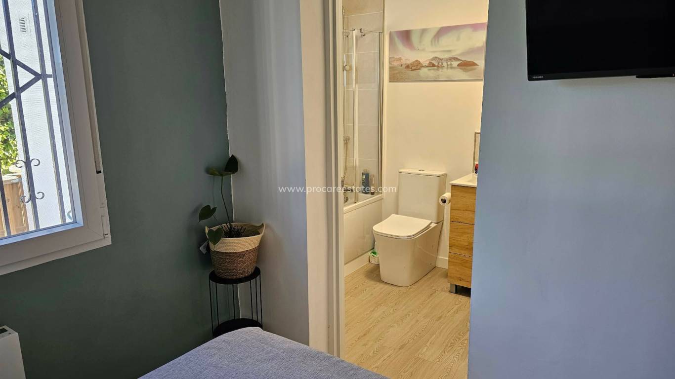 Resale - Villa - San Fulgencio