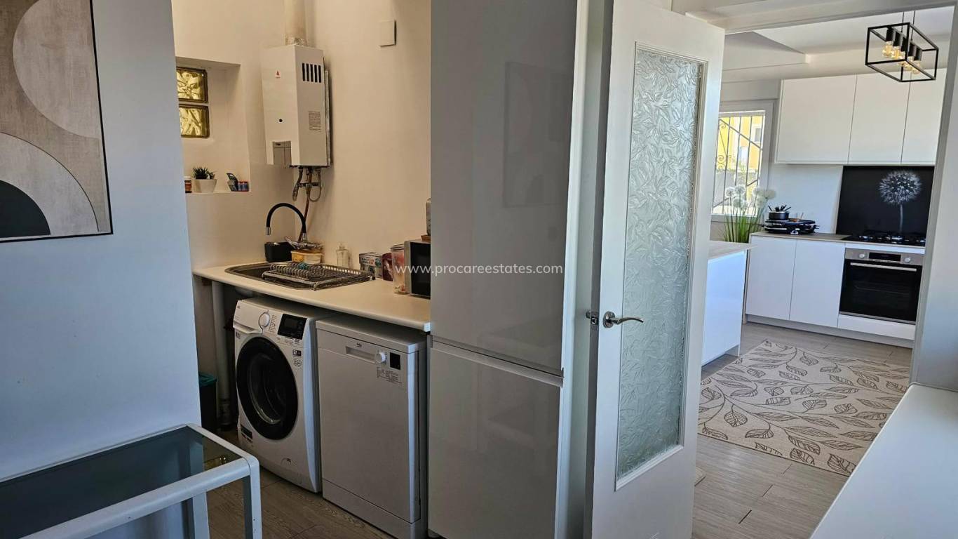 Resale - Villa - San Fulgencio