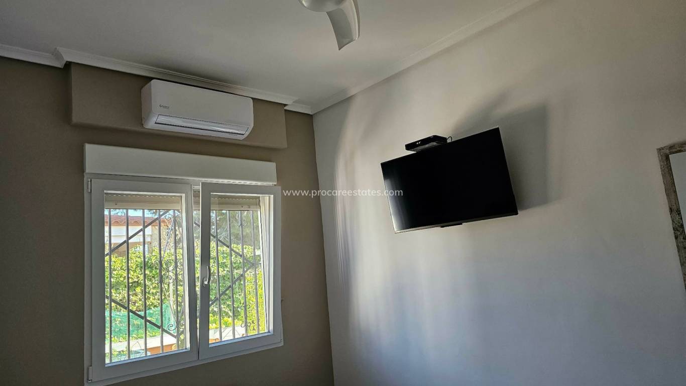 Resale - Villa - San Fulgencio