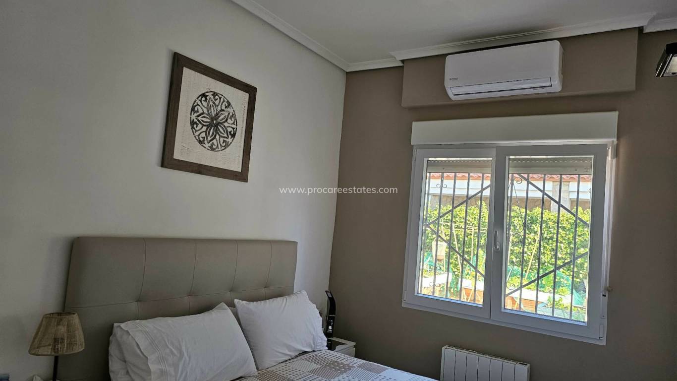 Resale - Villa - San Fulgencio