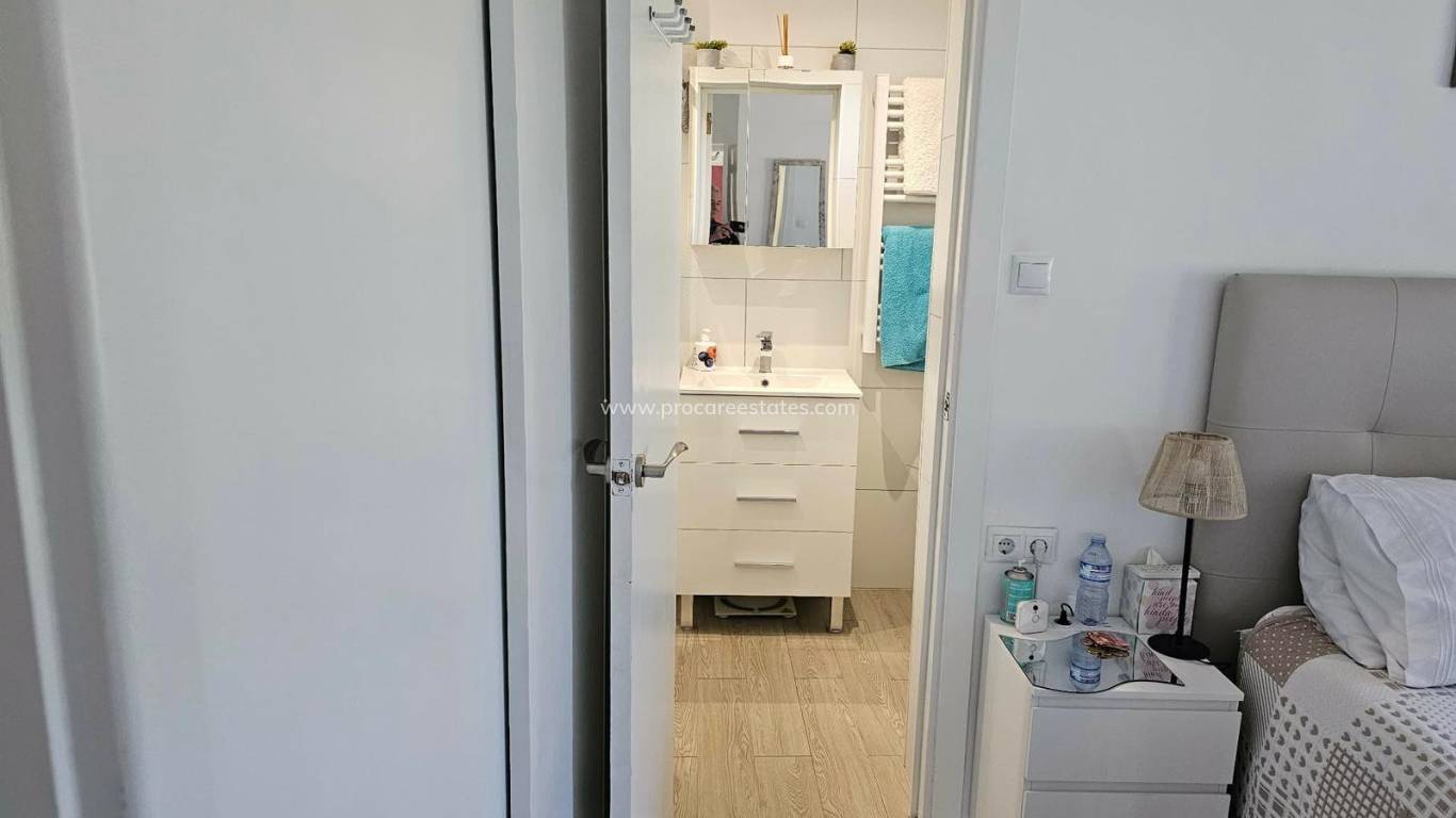 Resale - Villa - San Fulgencio