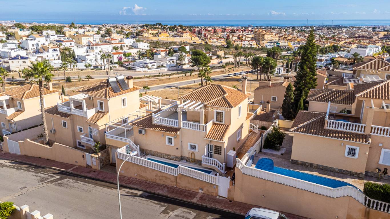 Resale - Villa - San Miguel de Salinas - Blue Lagoon