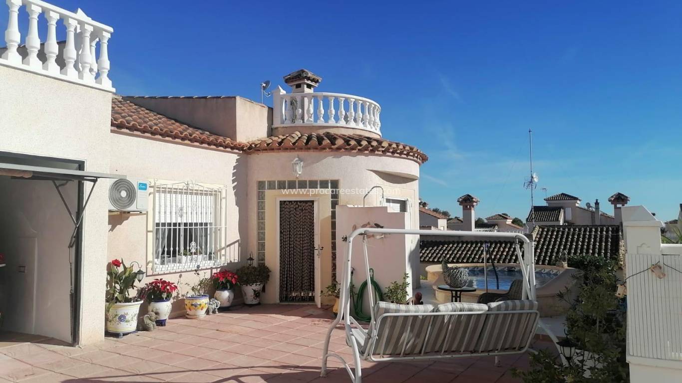 Resale - Villa - San Miguel de Salinas - CENTRO