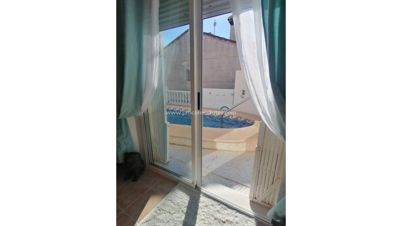 Resale - Villa - San Miguel de Salinas - CENTRO