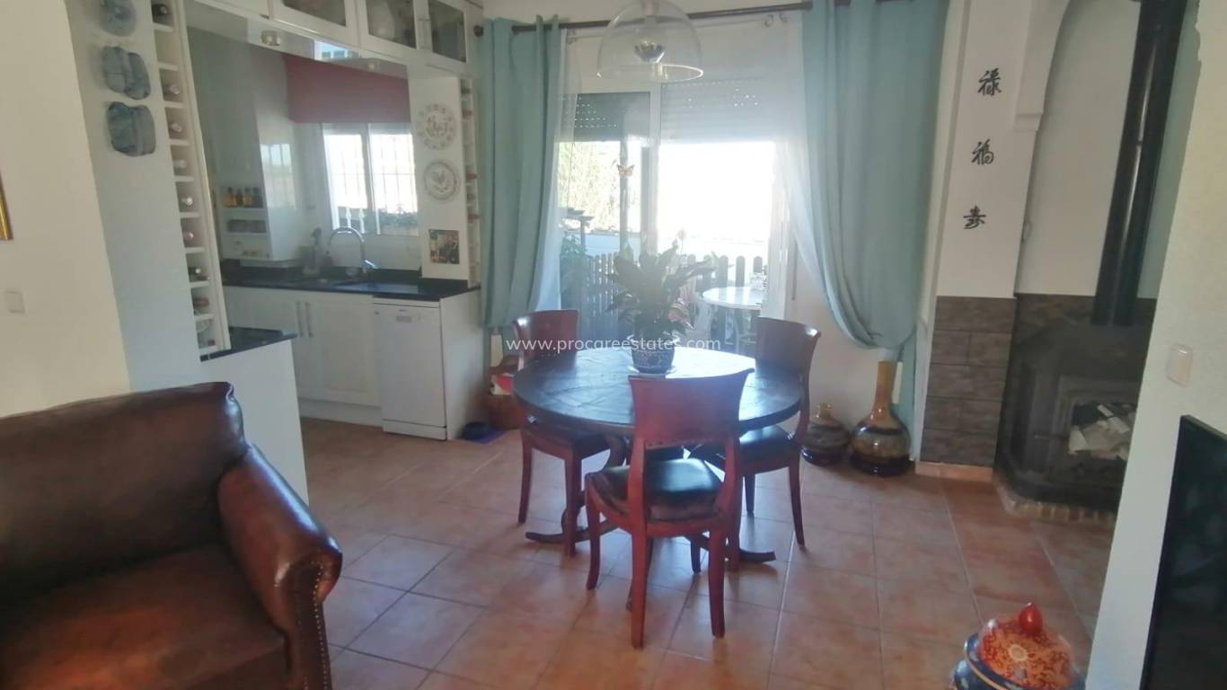 Resale - Villa - San Miguel de Salinas - CENTRO
