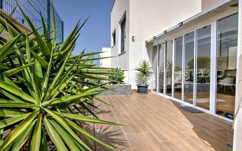 Resale - Villa - San Miguel de Salinas - Cerro del Sol