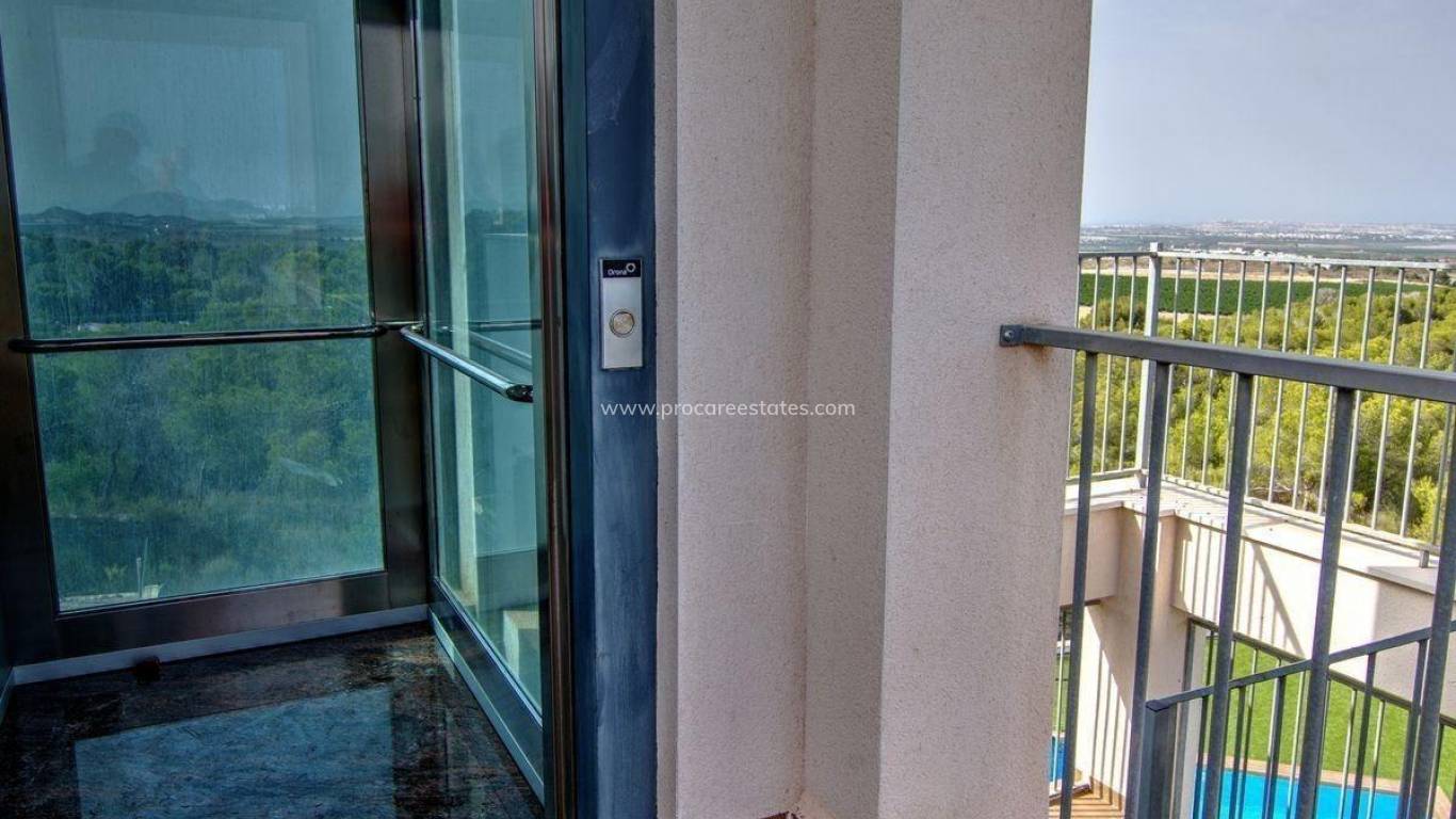 Resale - Villa - San Miguel de Salinas - Cerro del Sol
