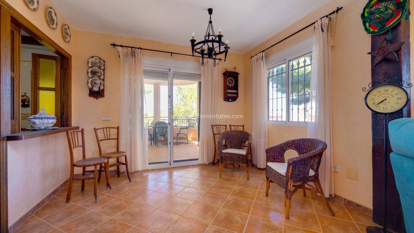 Resale - Villa - San Miguel de Salinas - Ciudad de las comunicaciones