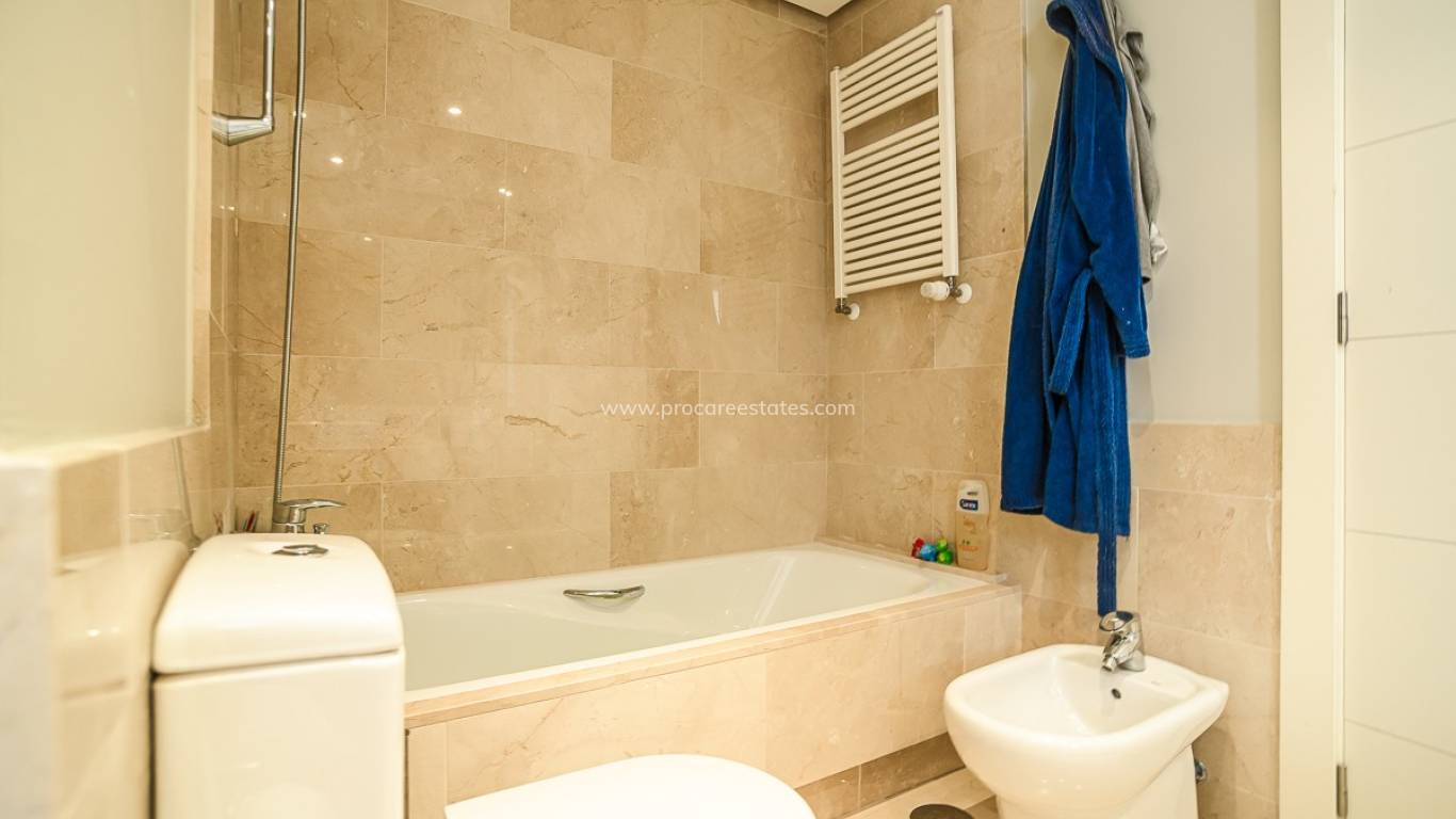 Resale - Villa - San Miguel de Salinas - Las Colinas Golf