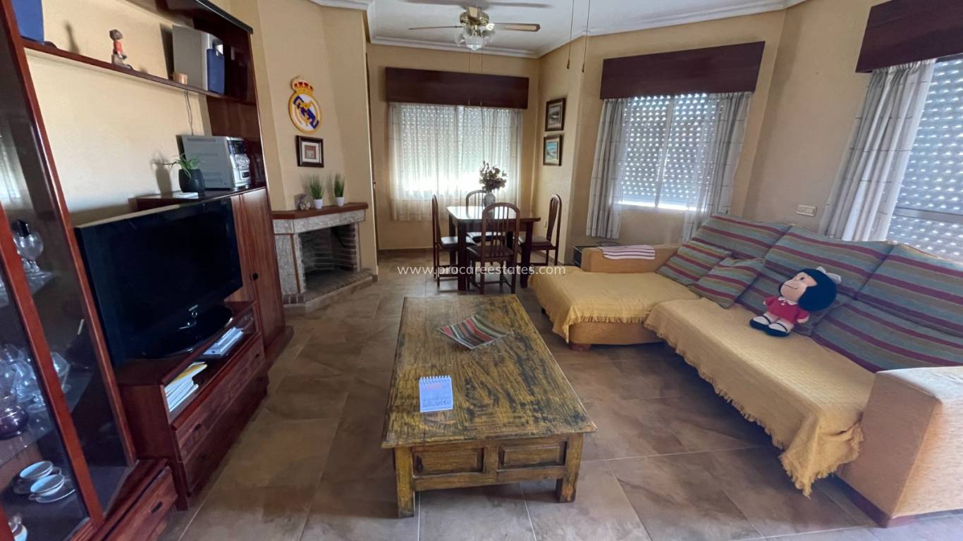 Resale - Villa - San Miguel de Salinas - Pueblo