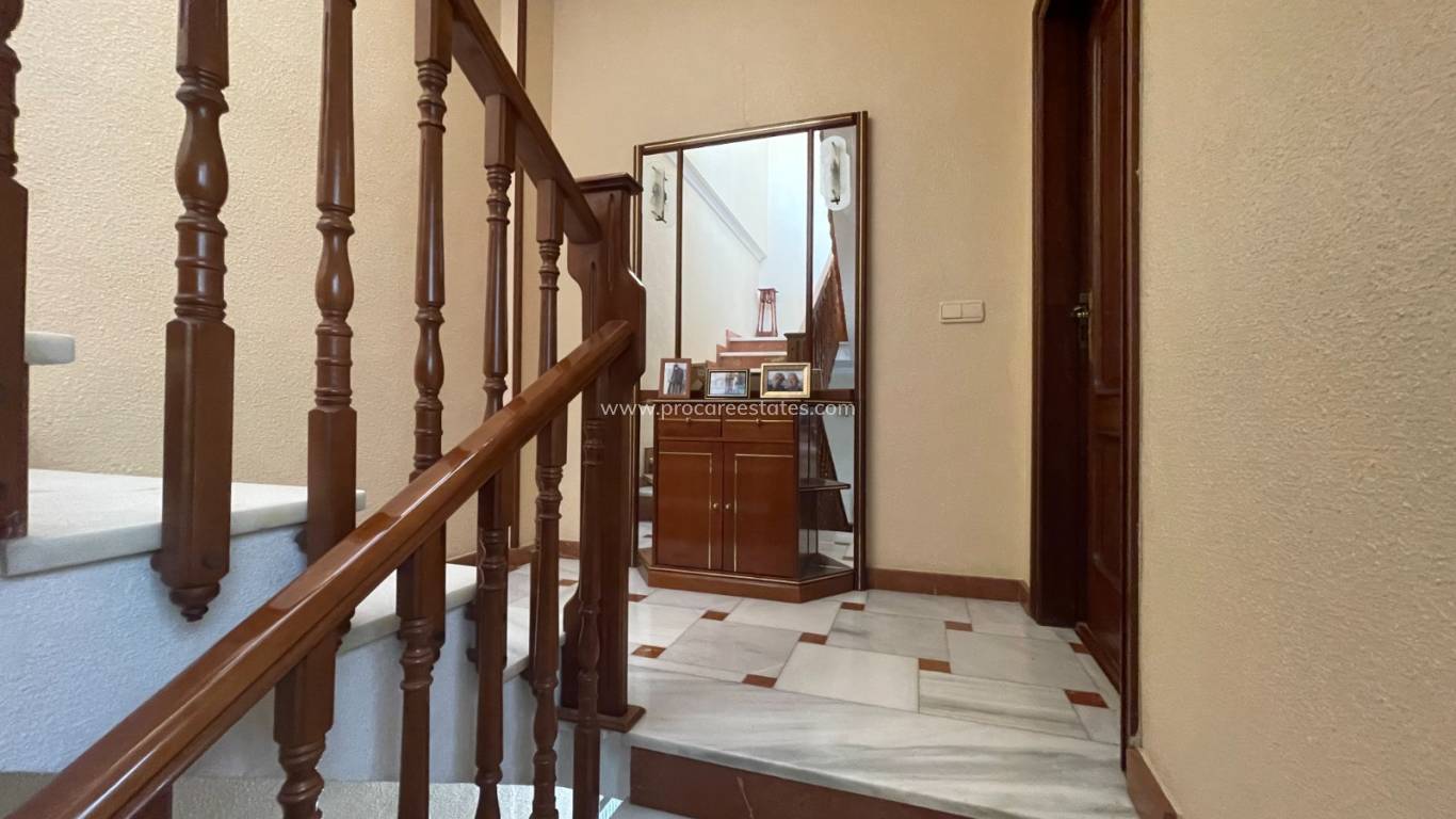 Resale - Villa - San Miguel de Salinas - Pueblo