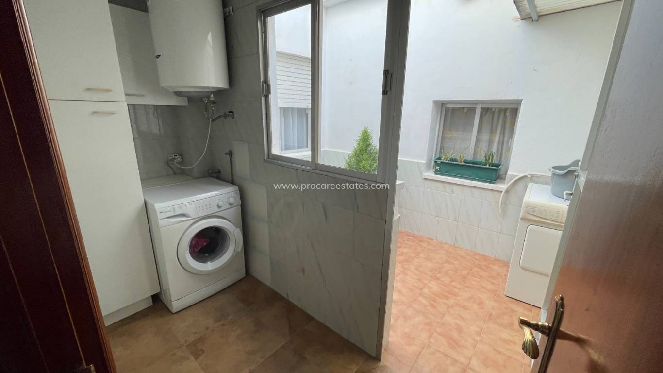 Resale - Villa - San Miguel de Salinas - Pueblo