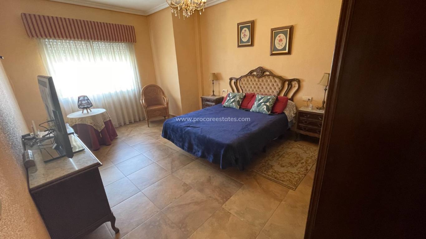 Resale - Villa - San Miguel de Salinas - Pueblo