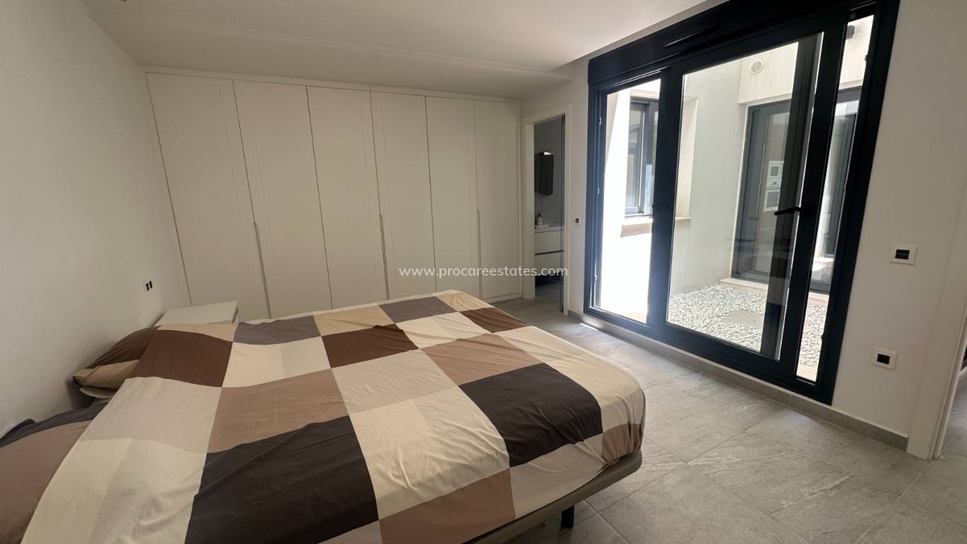 Resale - Villa - San Miguel de Salinas