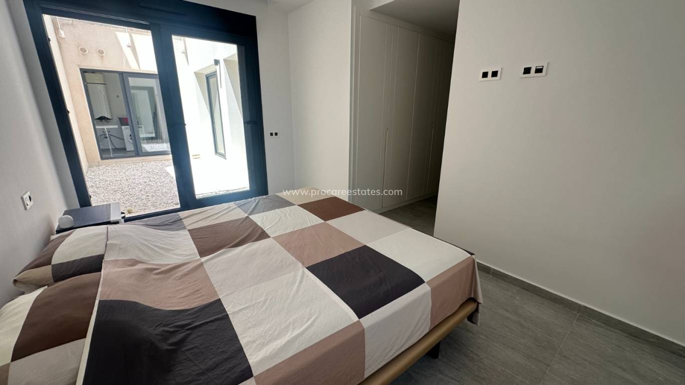 Resale - Villa - San Miguel de Salinas