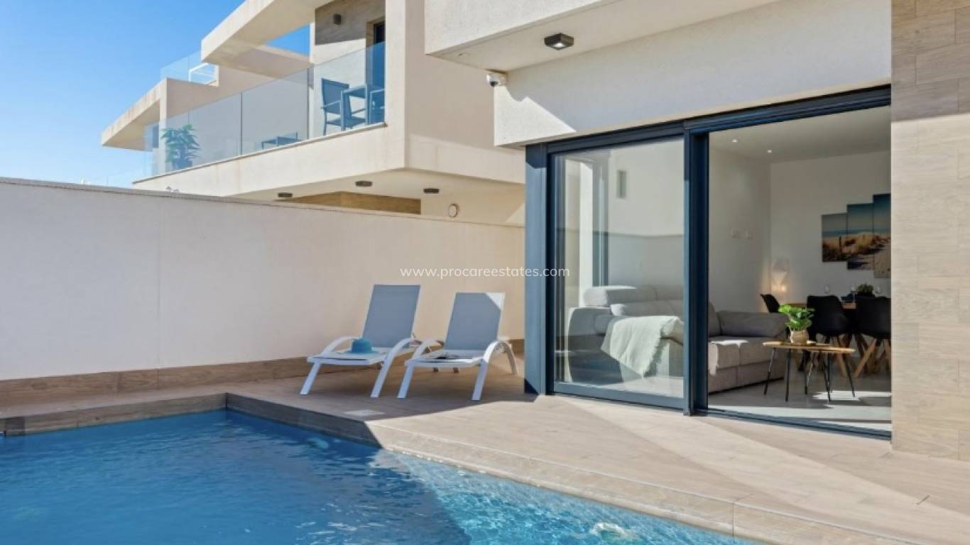 Resale - Villa - San Miguel de Salinas