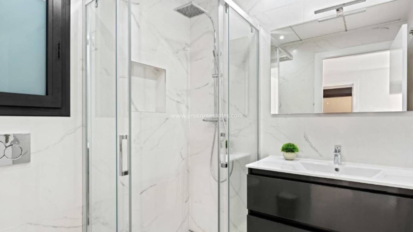 Resale - Villa - San Miguel de Salinas