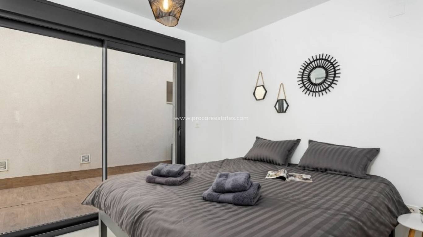 Resale - Villa - San Miguel de Salinas