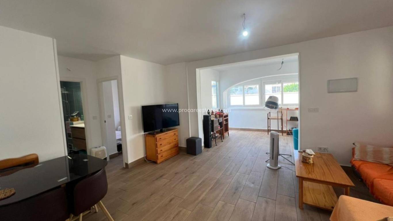 Resale - Villa - Torrevieja - Aguas Nuevas