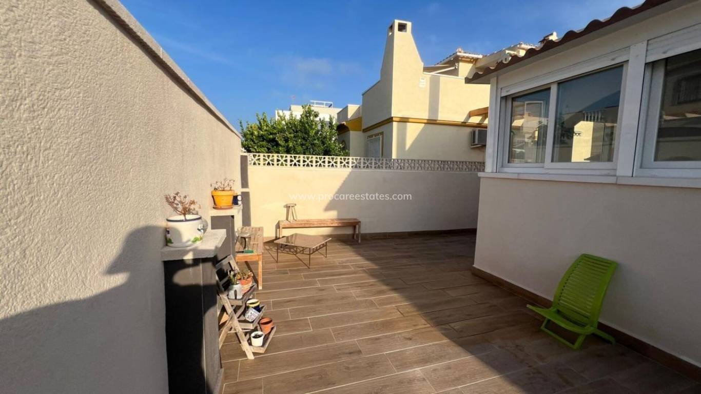 Resale - Villa - Torrevieja - Aguas Nuevas