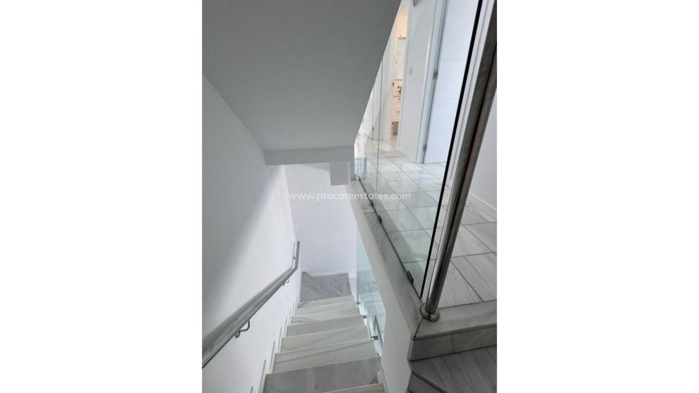 Resale - Villa - Torrevieja - Aguas Nuevas