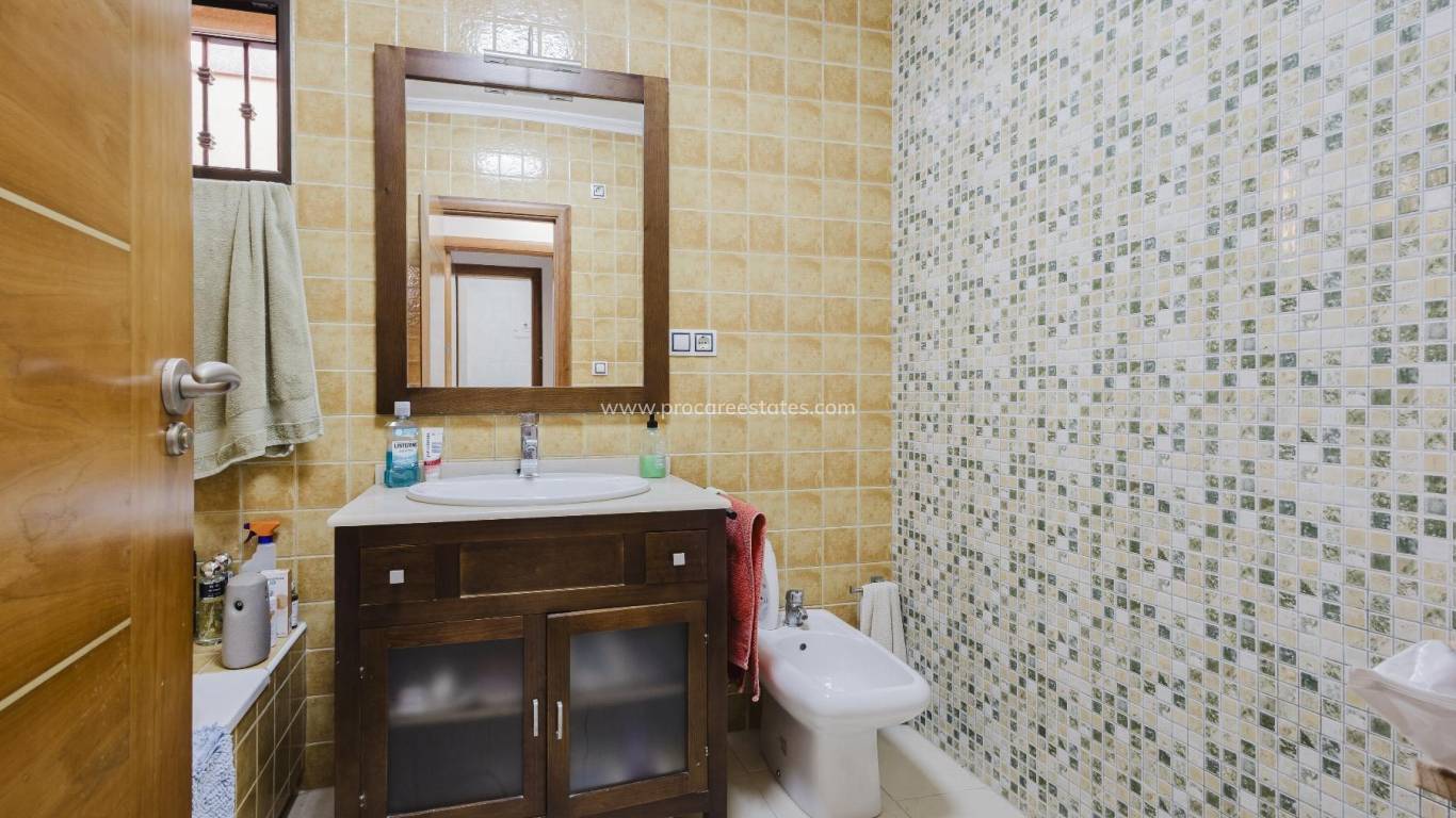 Resale - Villa - Torrevieja - Aguas Nuevas
