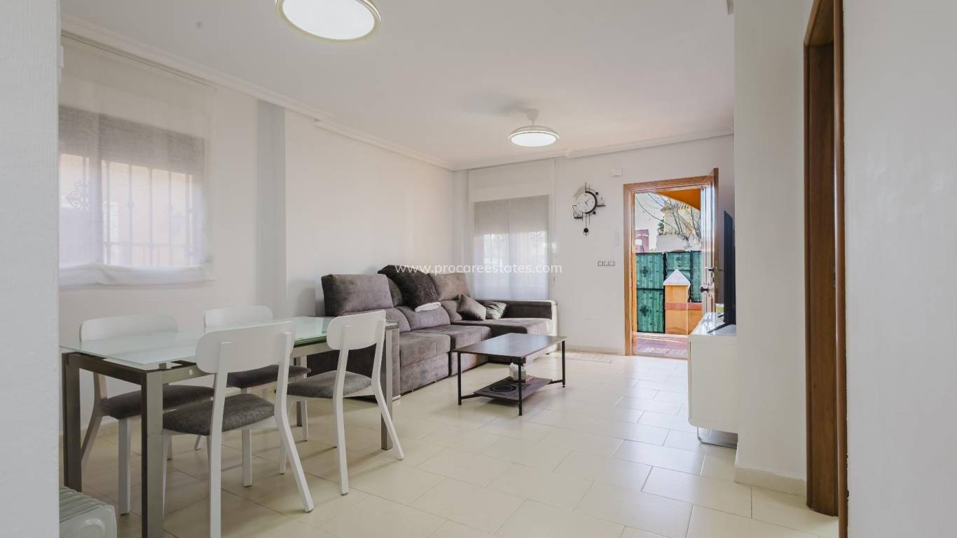 Resale - Villa - Torrevieja - Aguas Nuevas