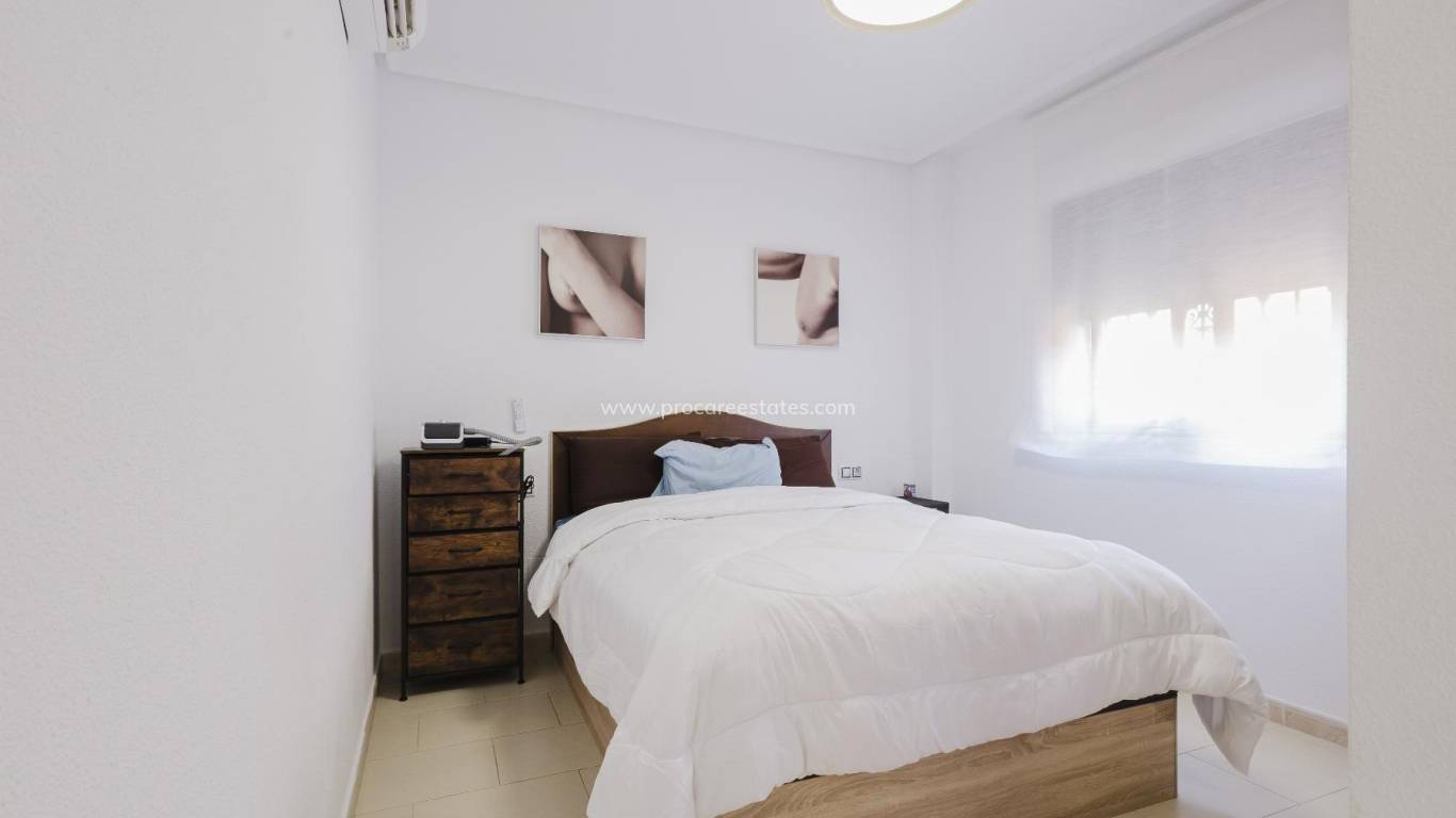 Resale - Villa - Torrevieja - Aguas Nuevas