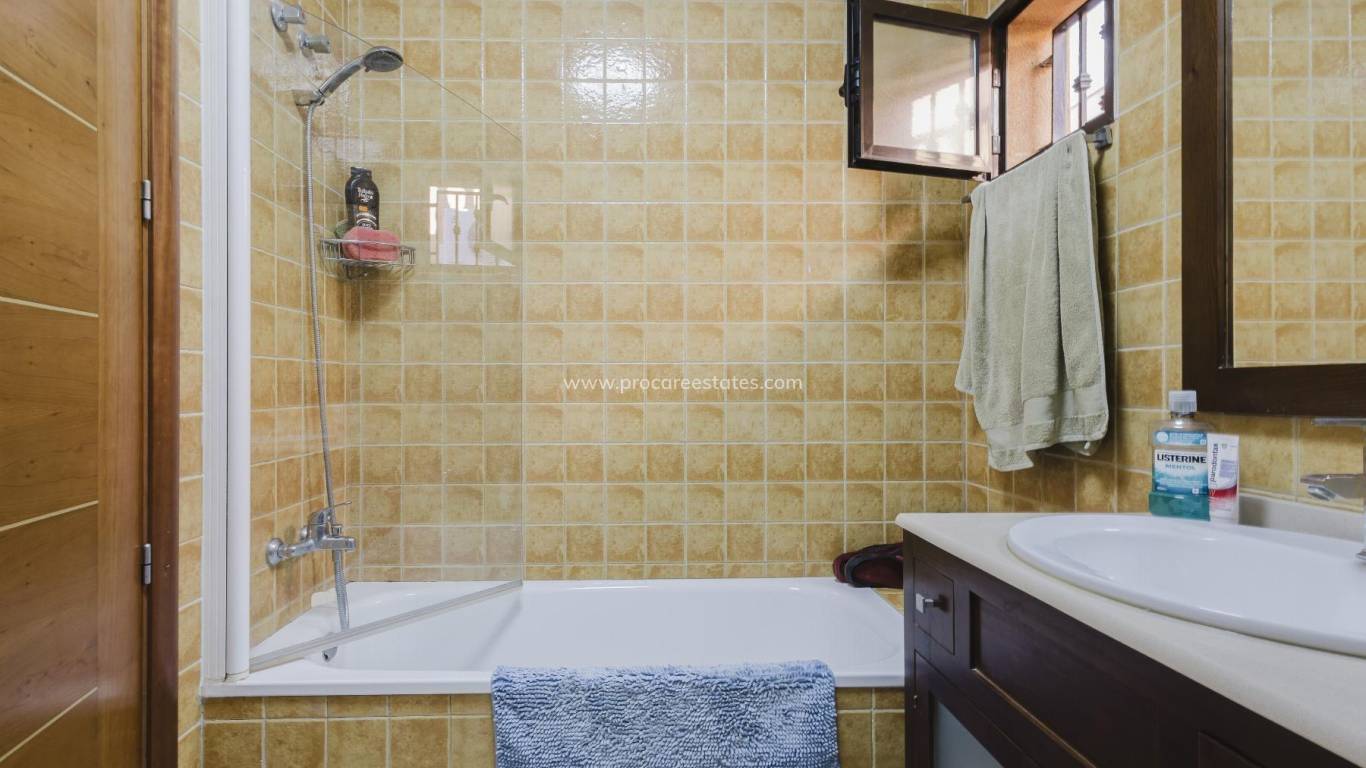 Resale - Villa - Torrevieja - Aguas Nuevas