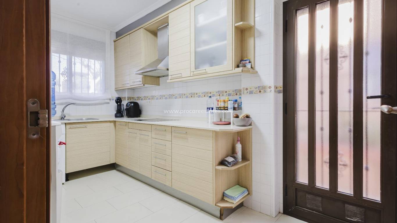 Resale - Villa - Torrevieja - Aguas Nuevas