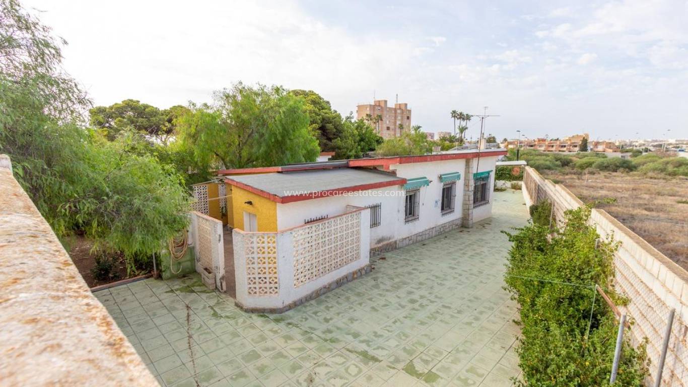 Resale - Villa - Torrevieja - Cabo Cervera