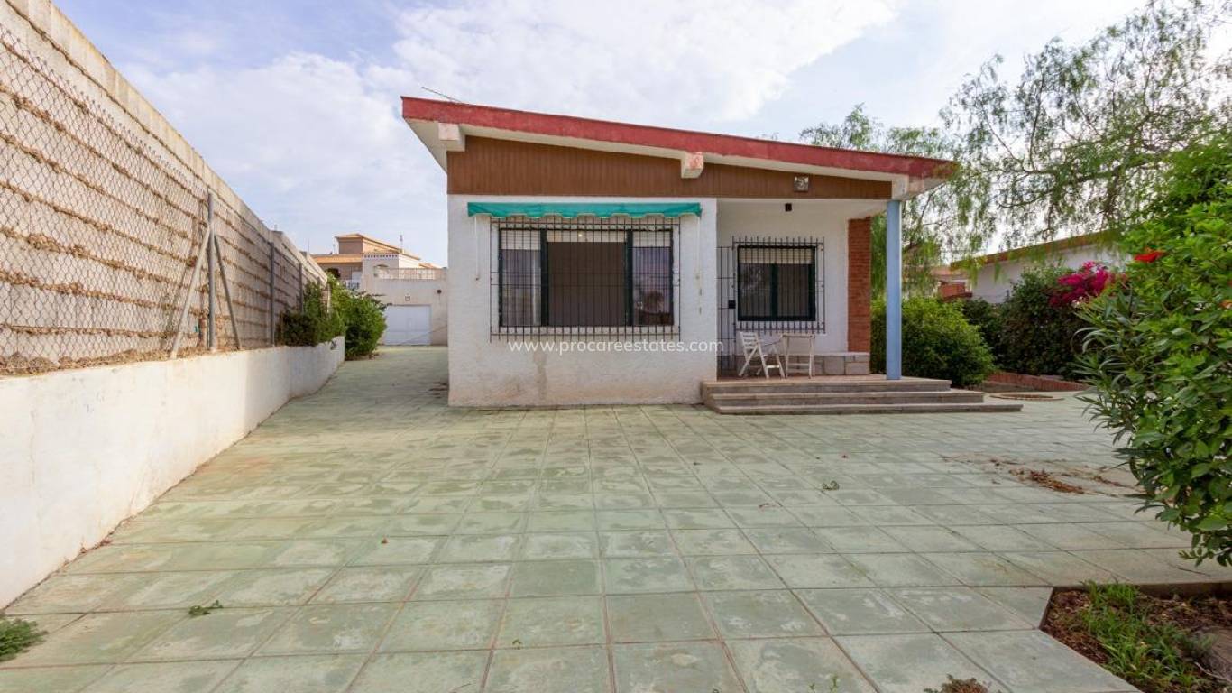 Resale - Villa - Torrevieja - Cabo Cervera