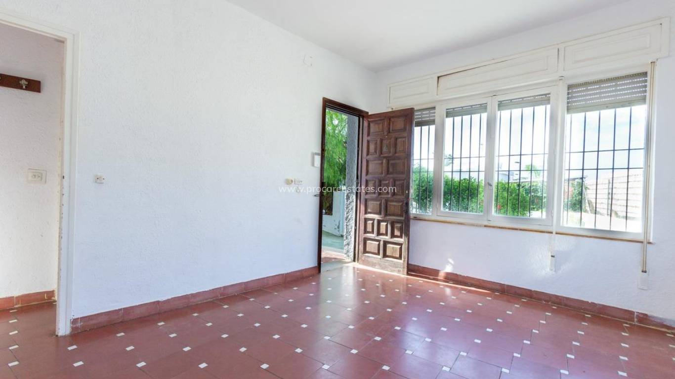 Resale - Villa - Torrevieja - Cabo Cervera