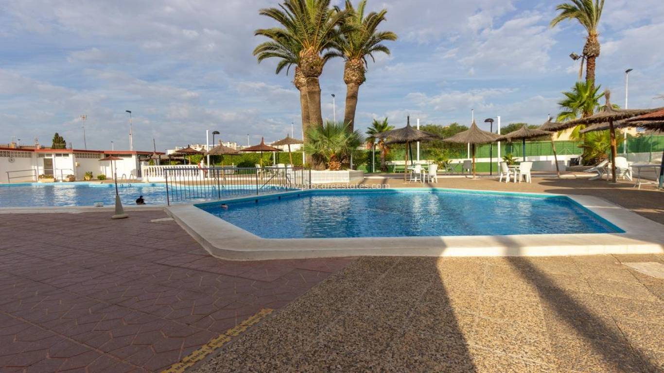 Resale - Villa - Torrevieja - Cabo Cervera