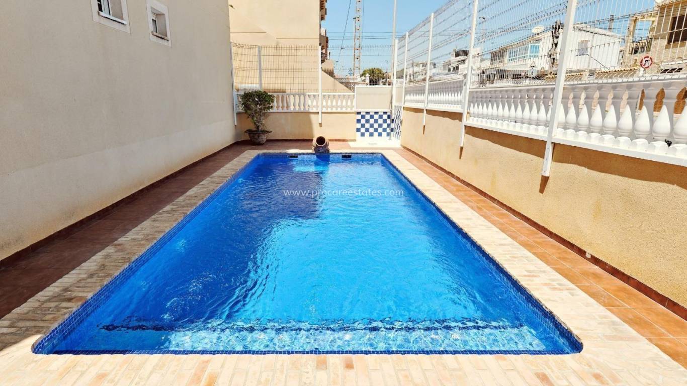 Resale - Villa - Torrevieja - Cabo Cervera