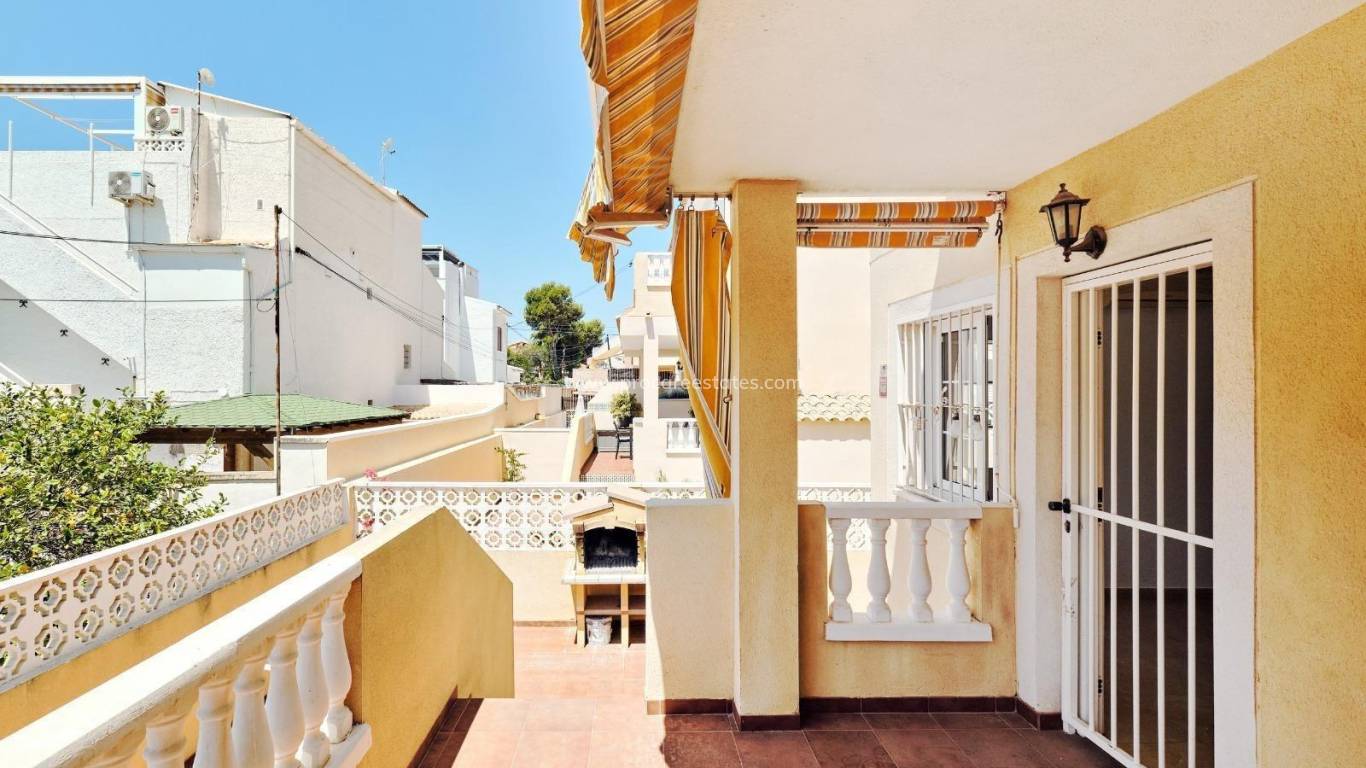 Resale - Villa - Torrevieja - Cabo Cervera