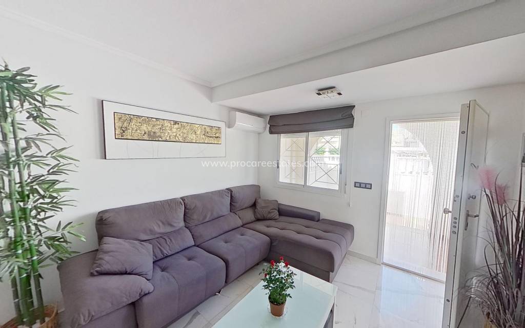 Resale - Villa - Torrevieja - Cabo Cervera