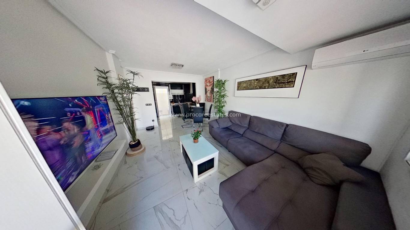 Resale - Villa - Torrevieja - Cabo Cervera