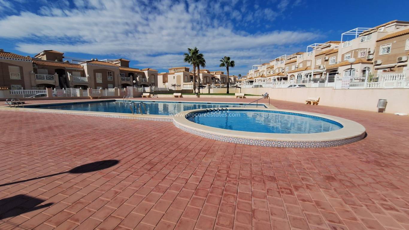 Resale - Villa - Torrevieja - Cabo Cervera