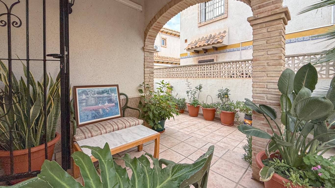 Resale - Villa - Torrevieja - Cabo Cervera