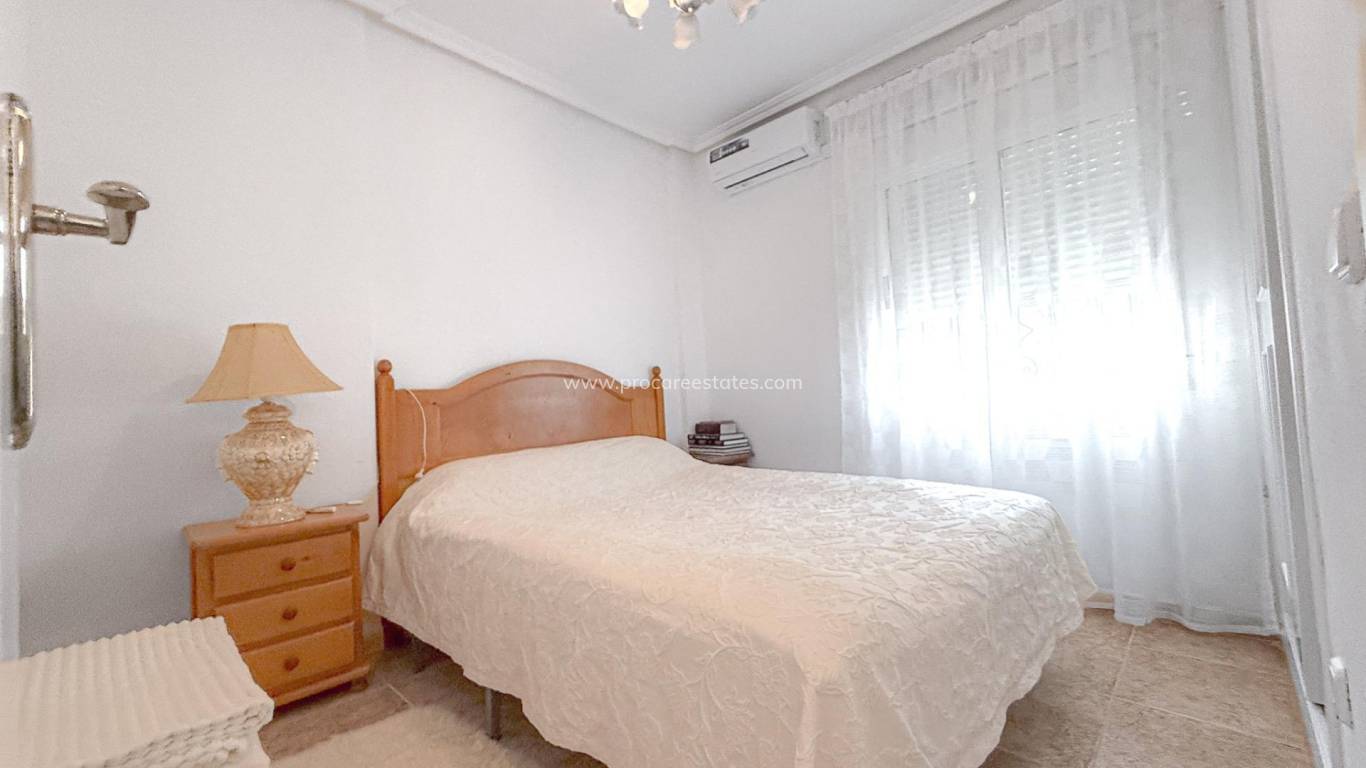 Resale - Villa - Torrevieja - Cabo Cervera