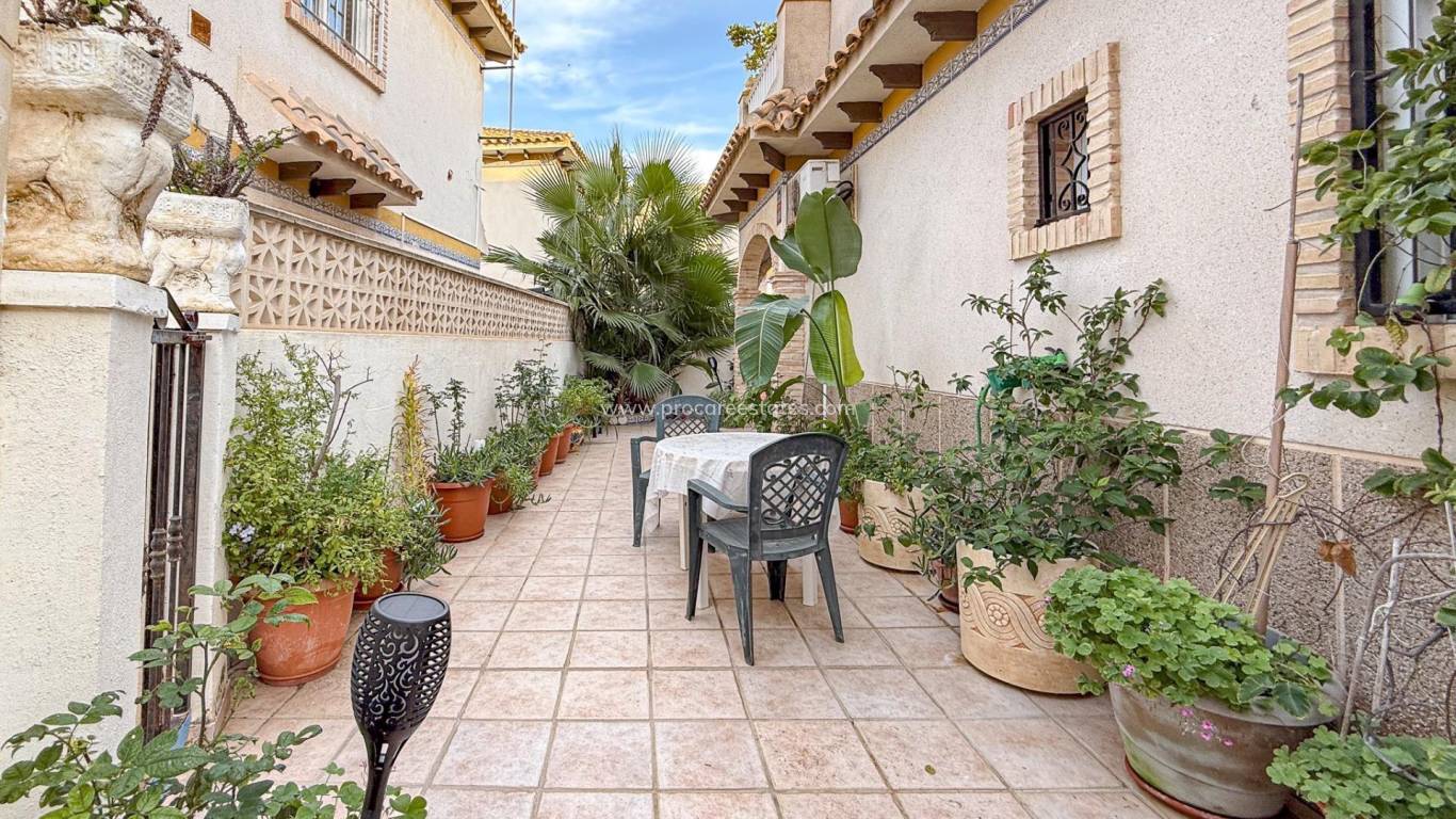 Resale - Villa - Torrevieja - Cabo Cervera