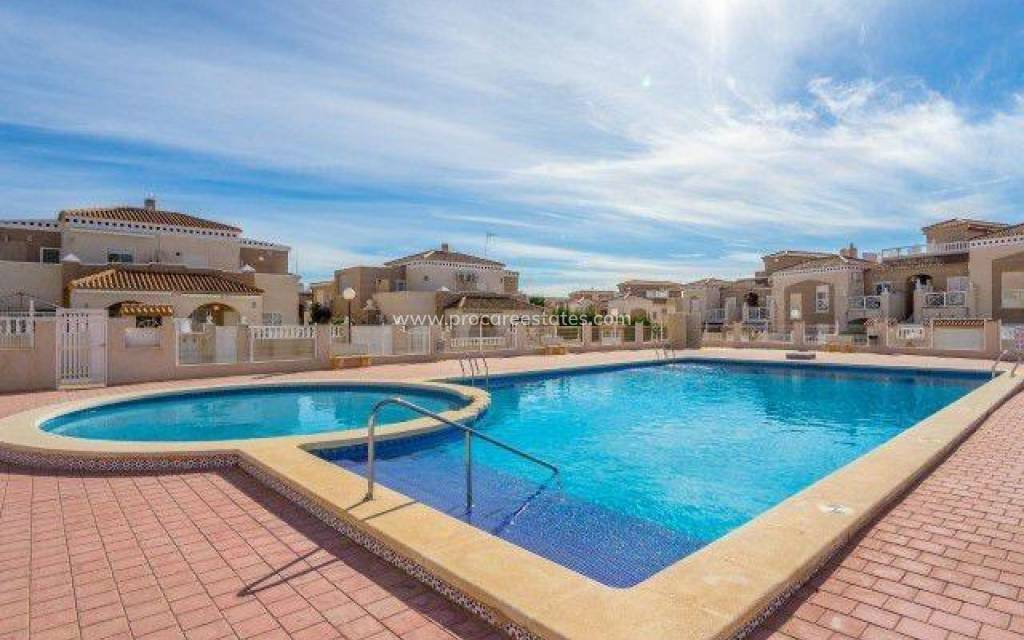 Resale - Villa - Torrevieja - Cabo Cervera