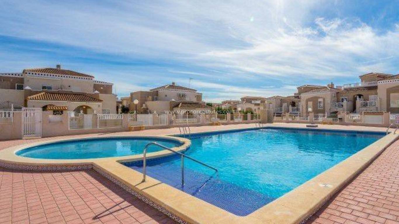 Resale - Villa - Torrevieja - Cabo Cervera